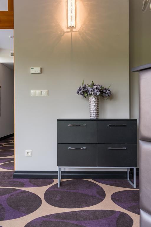 Nyíregyháza Victoria Garden Hotel Es Etterem מראה חיצוני תמונה