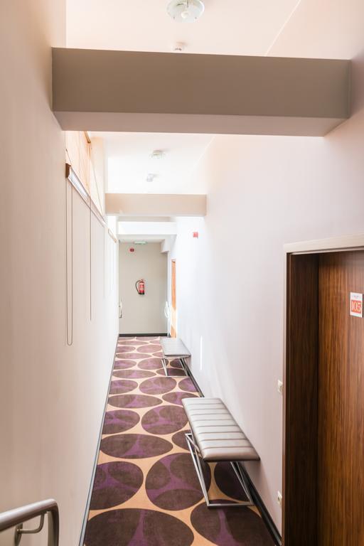 Nyíregyháza Victoria Garden Hotel Es Etterem מראה חיצוני תמונה